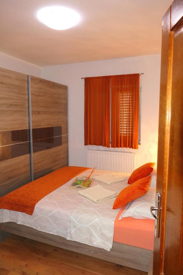 Marko Apartment *